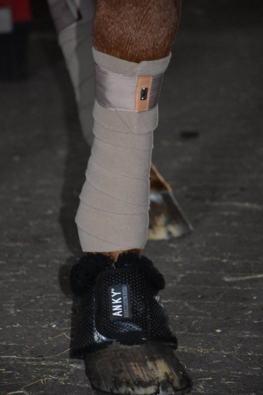 Uniquerider - Bilterweg 70, 3840 Borgloon, België. Contact: +32 479 284816, info@uniquerider.be. BTW-nummer: BE0806 653 780.